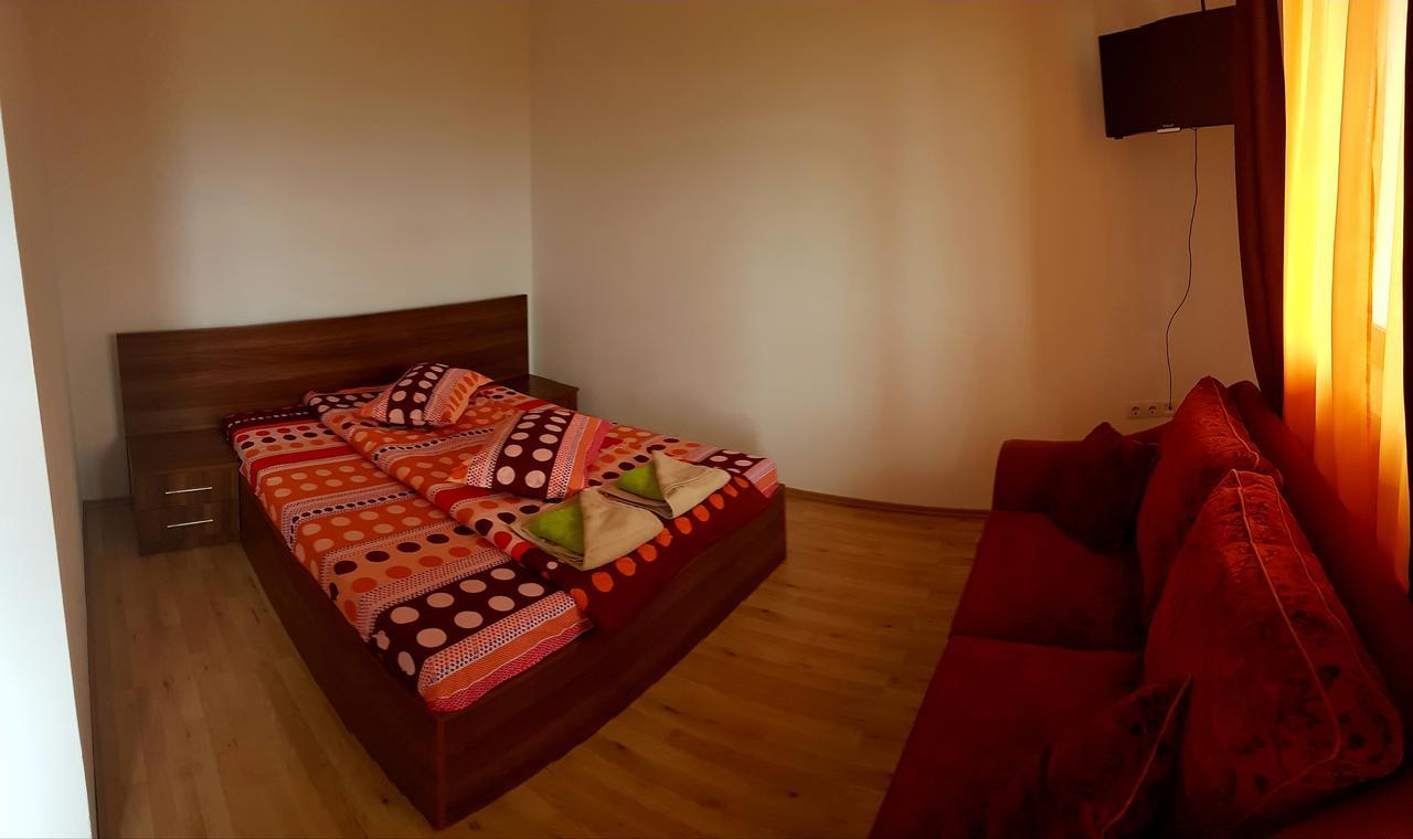 Casute De Vacanta - Complex Ben Villa ออกนา ซีบิวลุย ภายนอก รูปภาพ
